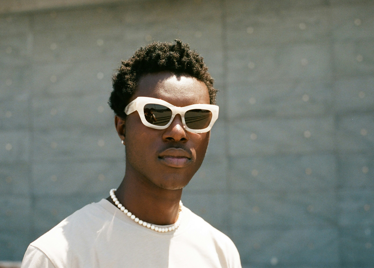 How to Pick Sunglasses for Your Face Shape