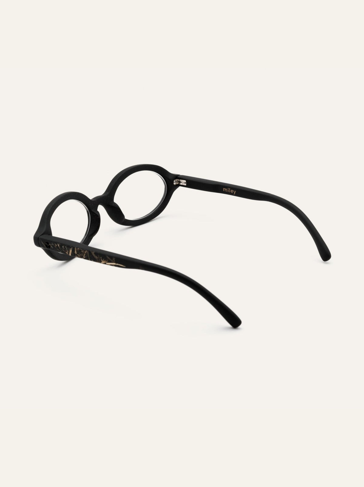 Minimal Design Eyewear