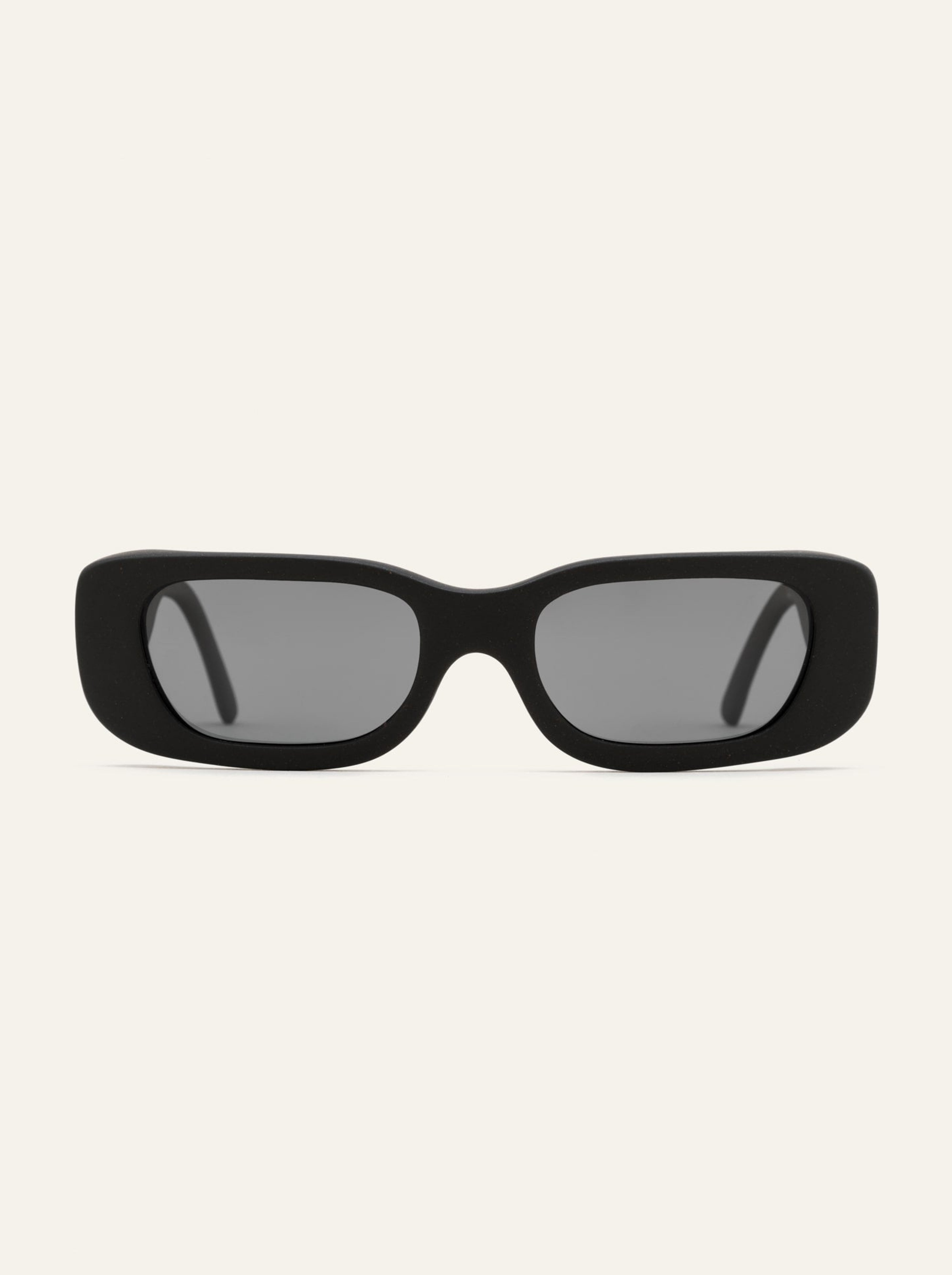 Sharp Focus Lenses